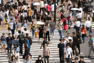 利物浦vs布莱顿首发：萨拉赫、努涅斯、迪亚斯先发，索博、麦卡出战